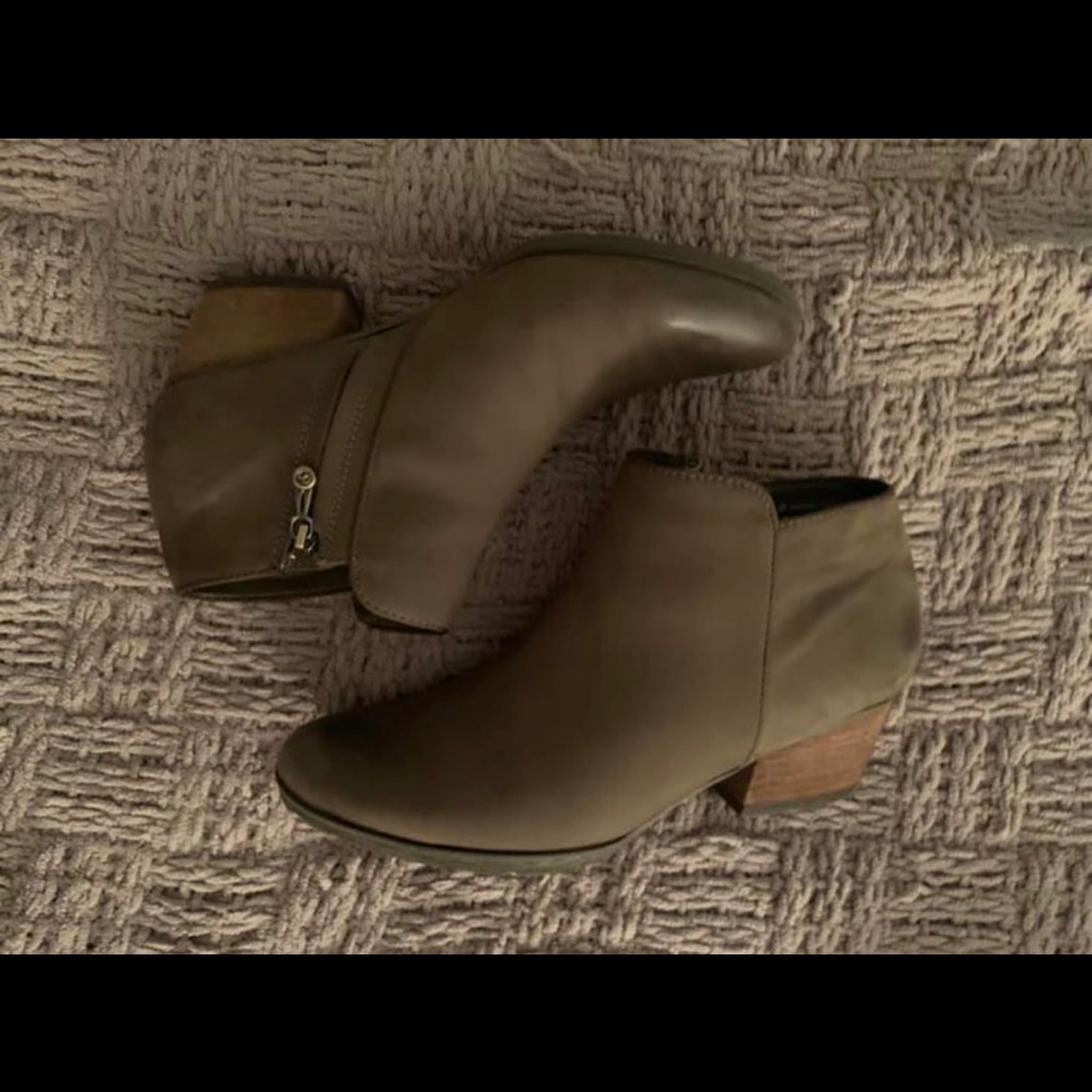 Blondo waterproof booties